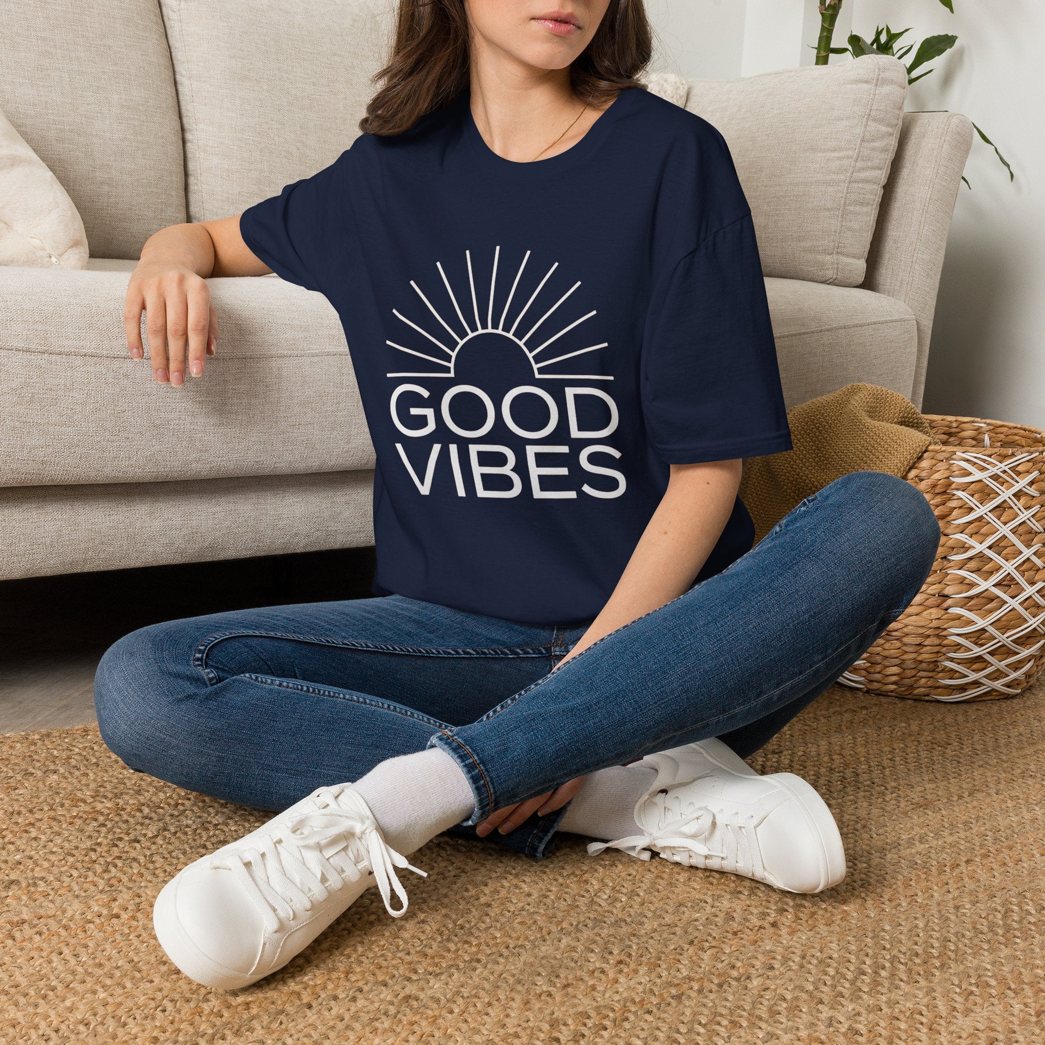 Good Vibes - minimal T-Shirt
