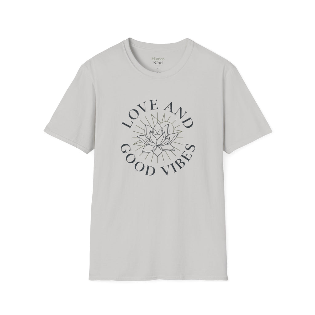 Love and Good Vibes - minimal T-Shirt