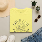 Love and Good Vibes - minimal T-Shirt