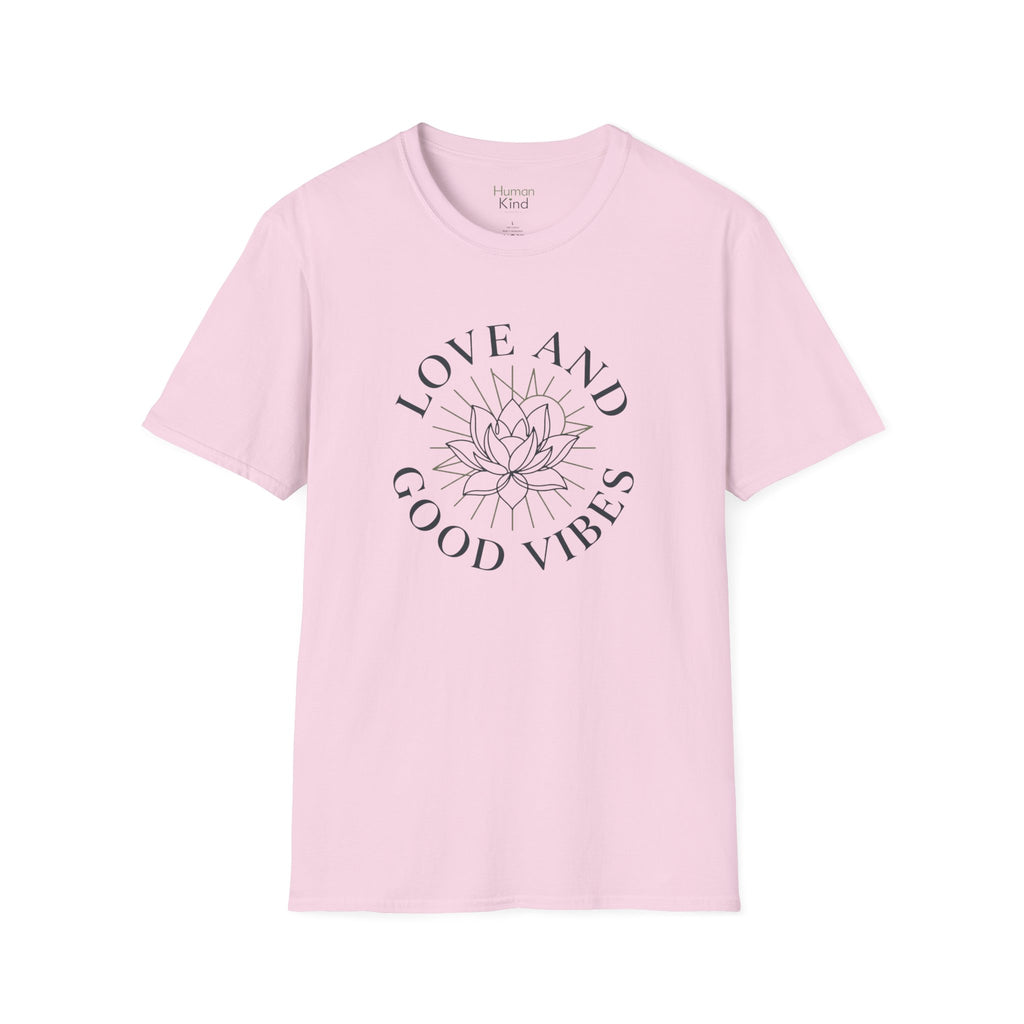 Love and Good Vibes - minimal T-Shirt