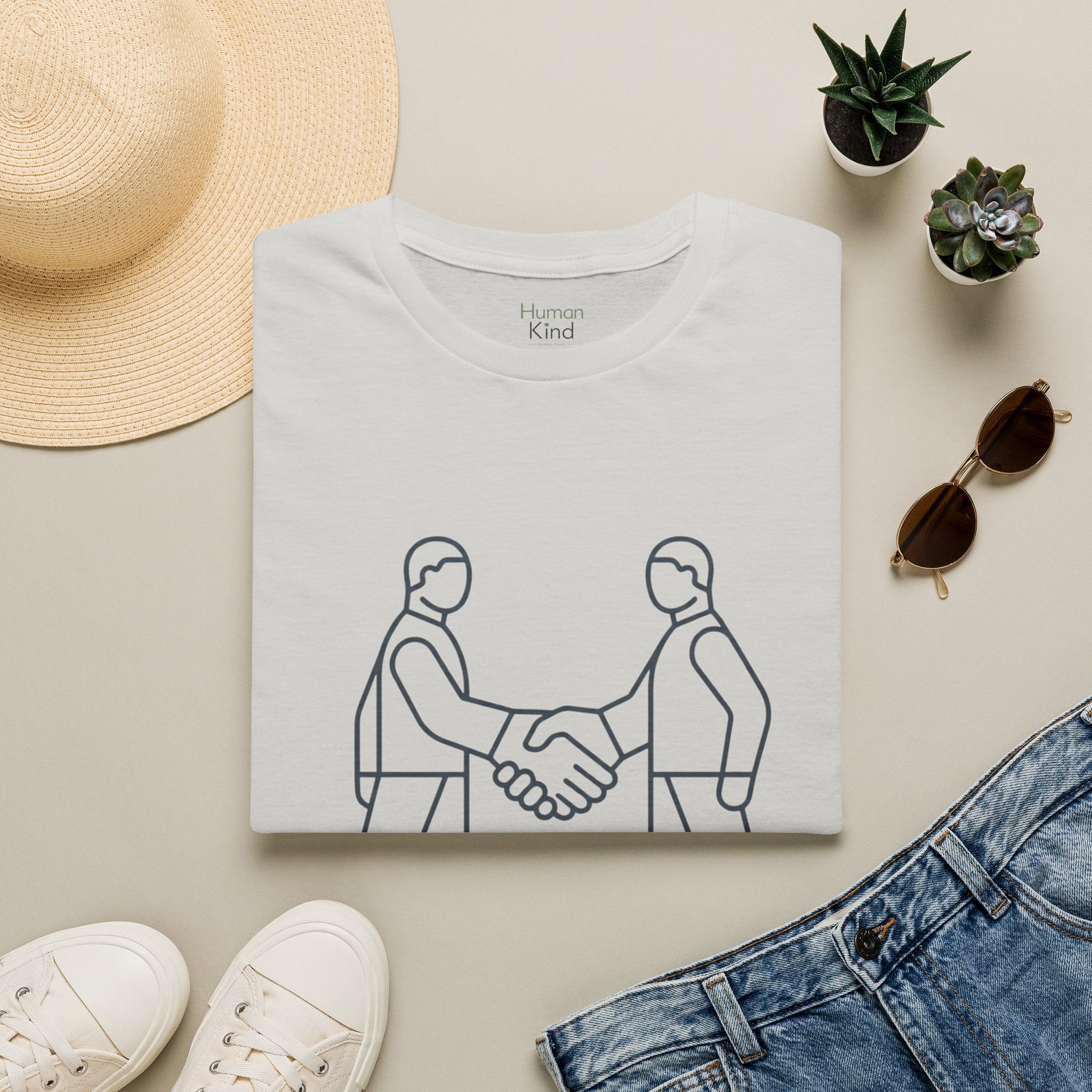 Be a Good Human - minimal handshake T-Shirt