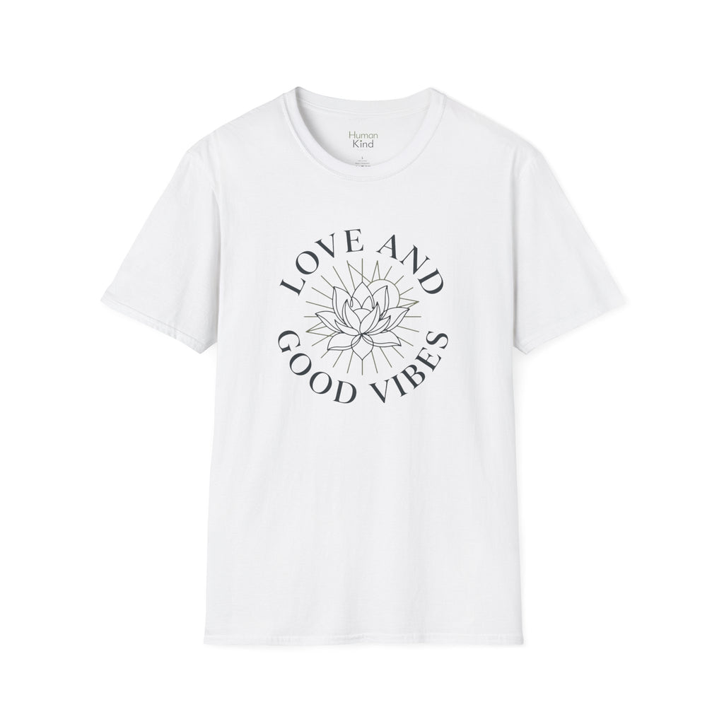 Love and Good Vibes - minimal T-Shirt